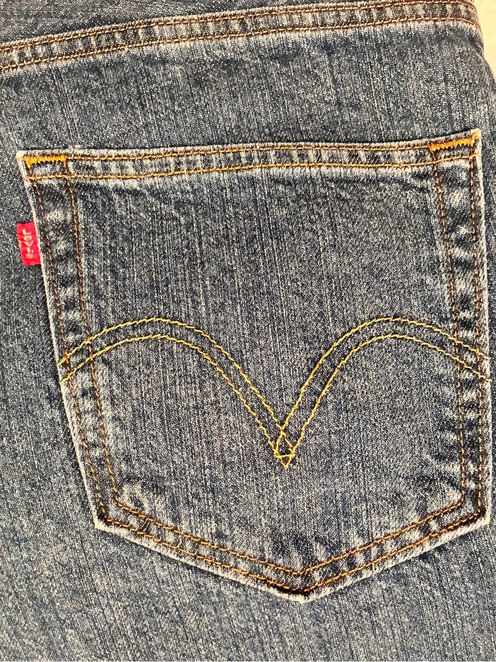 Levi’s 550 Sz 36 Relaxed Fit Mens Jean Shorts